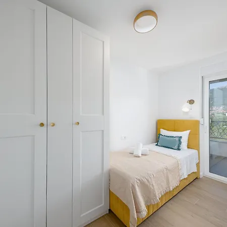 Penthouse East And West Star